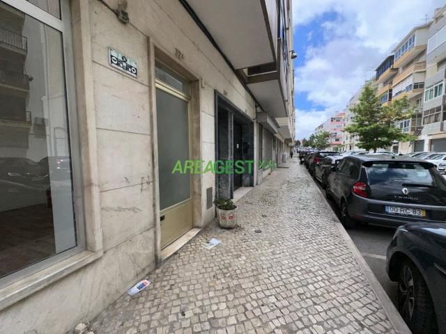 Loja alugar em Benfica, Lisboa