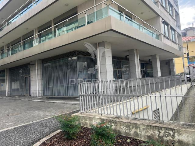 Loja alugar em Bougado (São Martinho e Santiago), Trofa