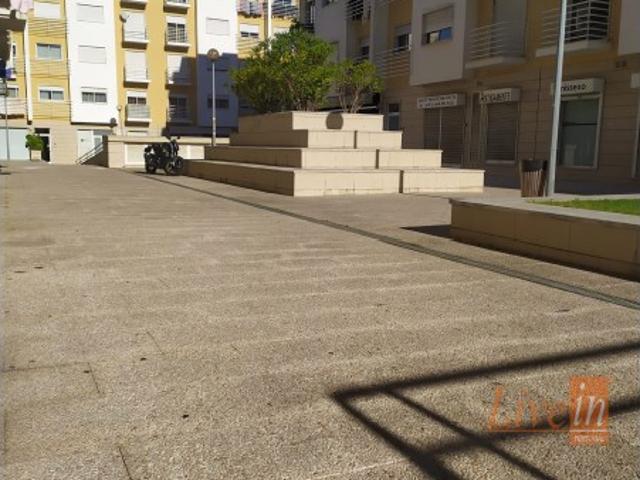 Ponto Comercial venda em Alenquer, Casal Pinheiro
