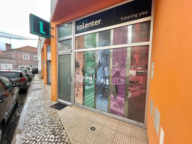 Ponto Comercial venda em Alenquer