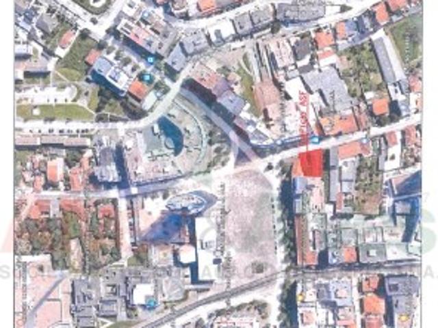 Ponto Comercial alugar em Maia, Barreiros