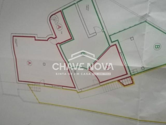 Ponto Comercial alugar em Gondomar, Santa Bárbara