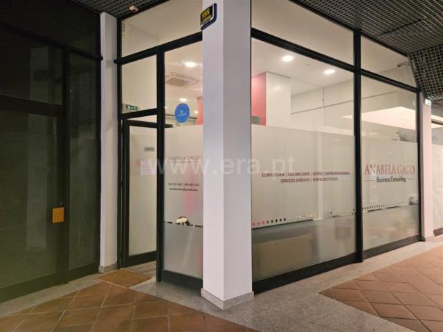 Loja alugar em Horta da Areia, Faro