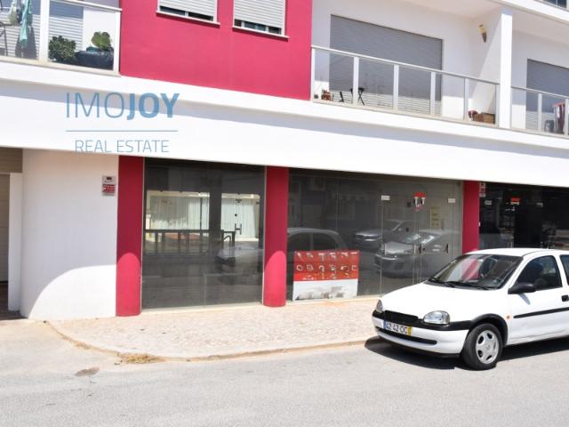 Loja venda em Cortelhas, Albufeira