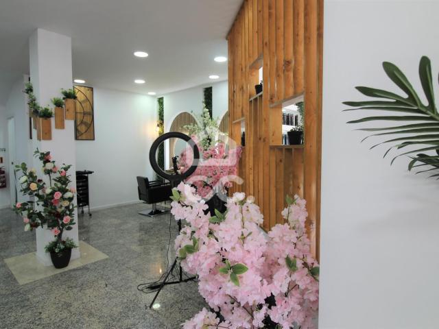 Loja alugar em Quinta do Janeiro, Almada
