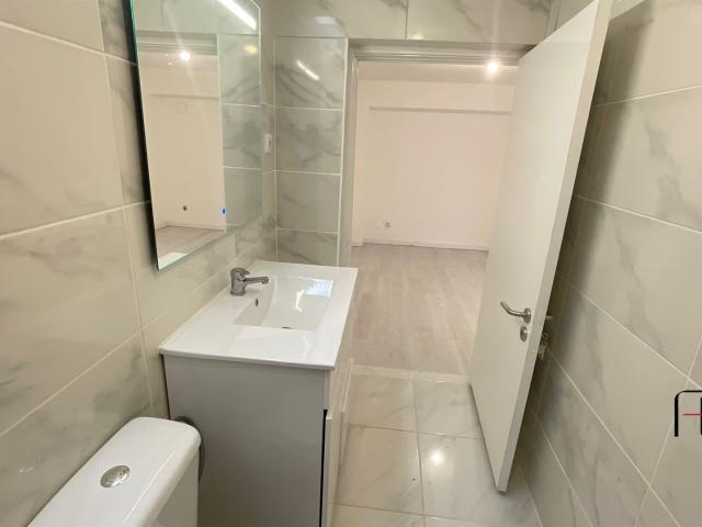 Loja venda em Quinta do Americano, Almada