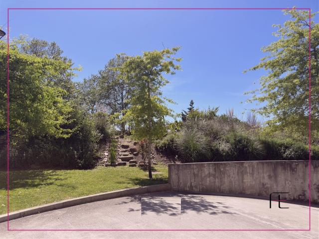 Loja alugar em Porto, Lordelo Do Ouro