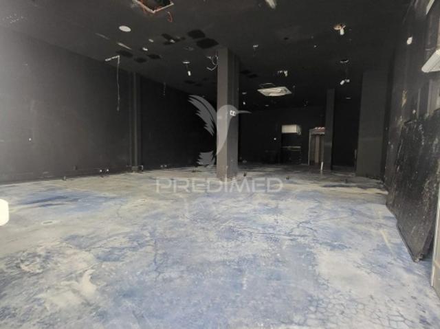 Ponto Comercial venda em Loures, Marzagão