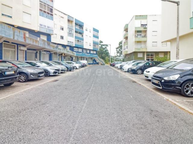 Ponto Comercial venda em Loures, Quinta da Bola