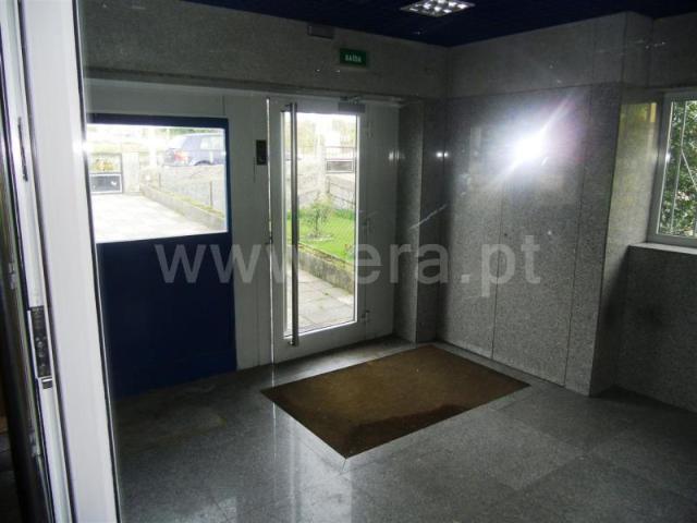Loja alugar em Santo Tirso, Porto