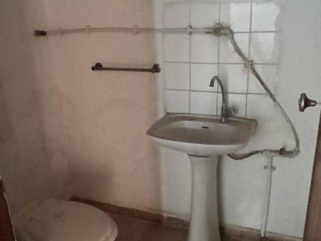 Loja venda em Algoz, Faro