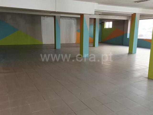 Ponto Comercial alugar em Oliveira Do Hospital, São Paio de Gramaços