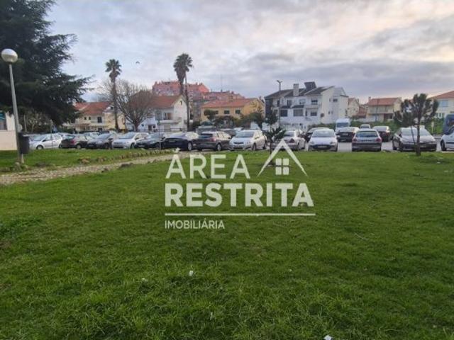 Loja venda em Moncorvo de Cima, Sintra