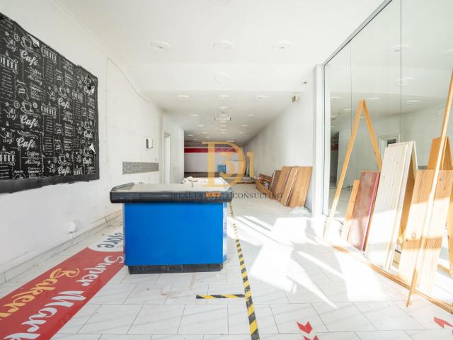 Ponto Comercial alugar em Funchal, Amparo