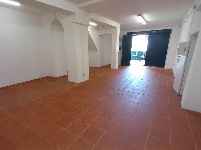 Loja alugar em São Vicente de Fora, Lisboa