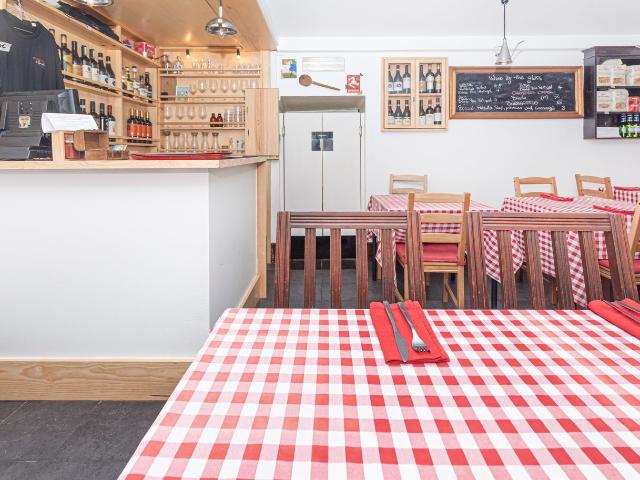 Loja alugar em Madalena, Lisboa