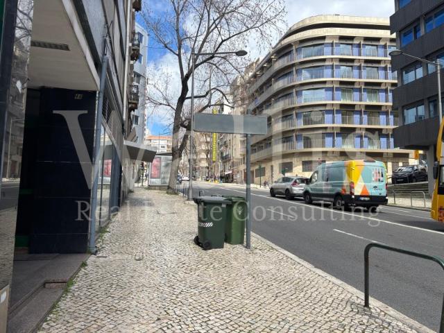 Loja alugar em Santo António, Lisboa
