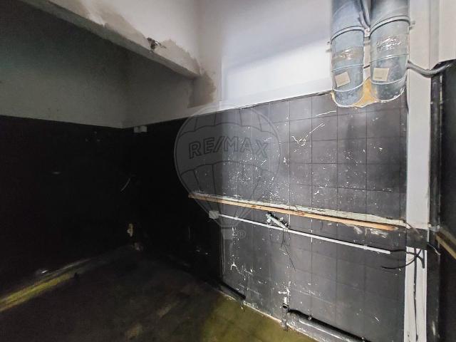 Ponto Comercial venda em Loures, Marzagão