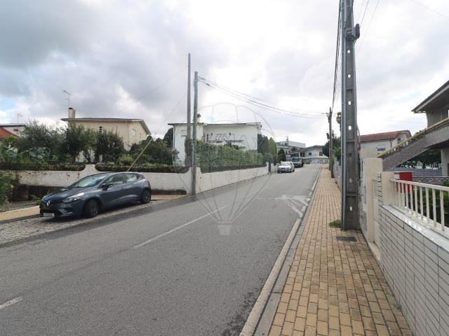 Ponto Comercial venda em Lousada, Macieira