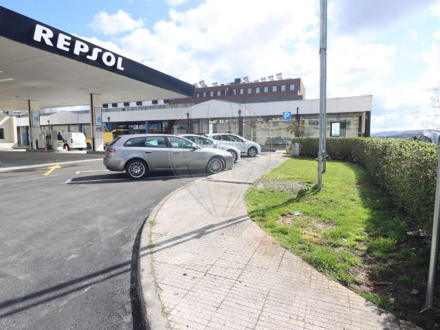 Ponto Comercial alugar em Felgueiras, Pombeiro de Ribavizela