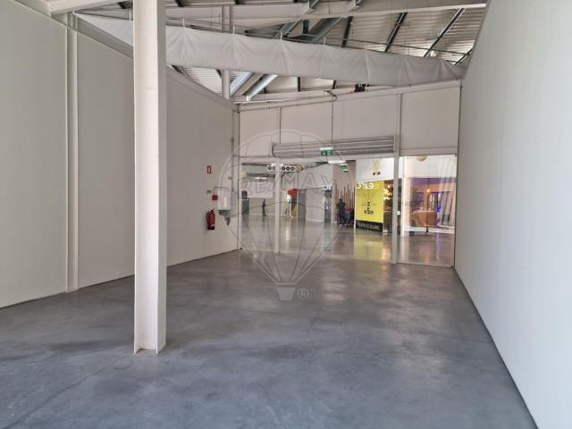 Ponto Comercial alugar em Felgueiras
