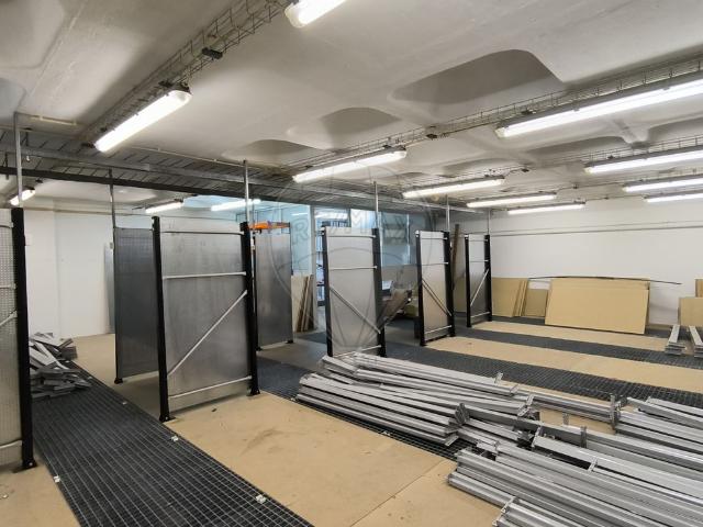 Ponto Comercial alugar em Odivelas, Bairro das Comendadeiras