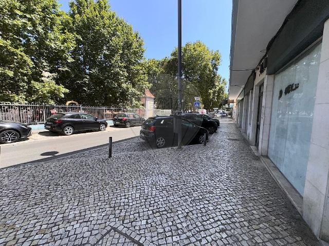 Ponto Comercial venda em Sintra, Vale de Carenque