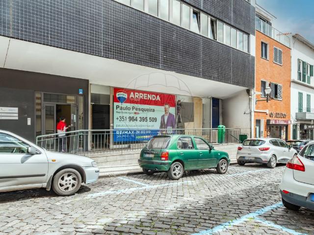 Ponto Comercial alugar em Funchal, Arsenal