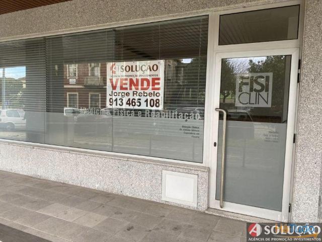 Loja venda em Gavião, Braga