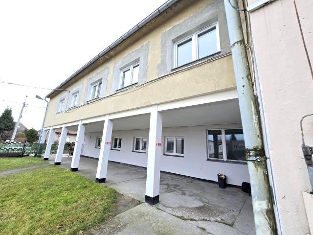 Mieszkanie na sprzedaż w Żarów, Dolnośląskie