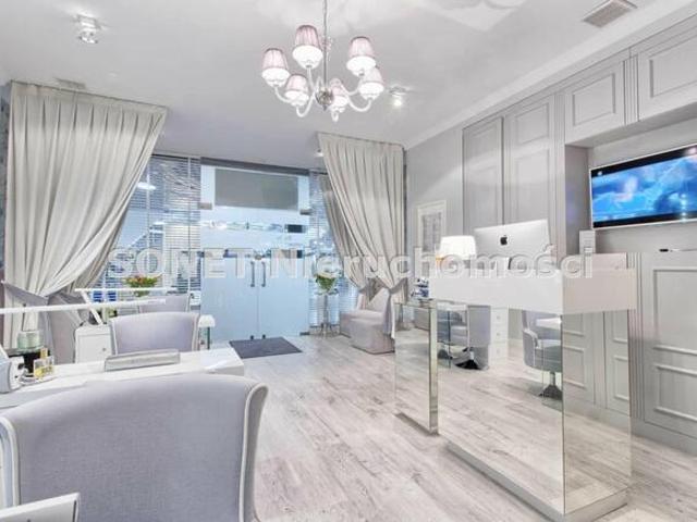 Biuro na sprzedaż w Warszawa, Mazowieckie