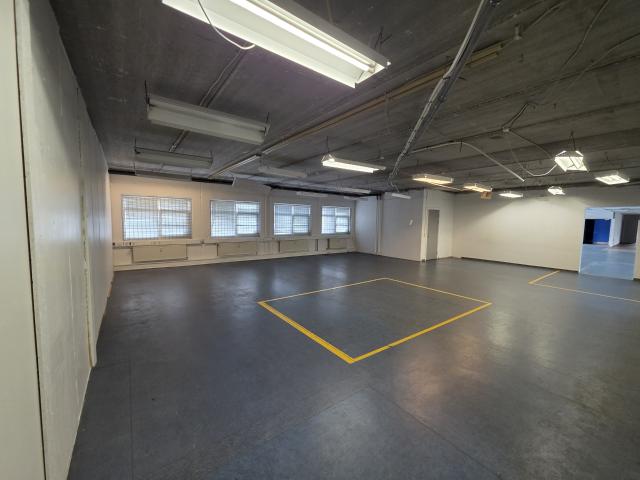 Erhvervsejendom til leje i Ballerup, Brøndby