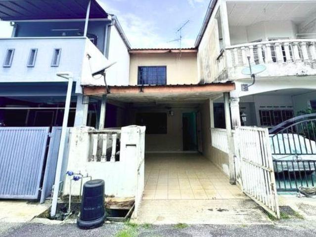 Terraced House for sale in Country Heights Damansara, Kuala Lumpur