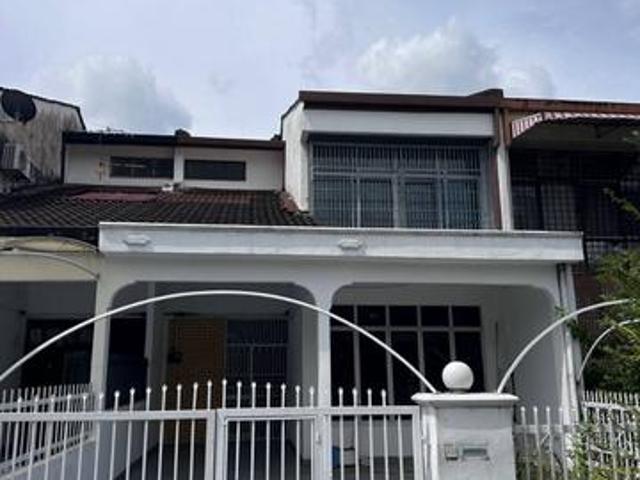 Terraced House for sale in Langat, Selangor
