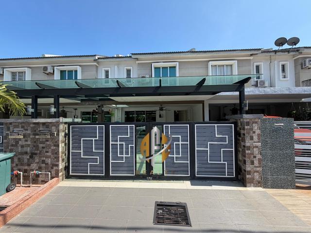 Terraced House for sale in Georgetown, Penang
