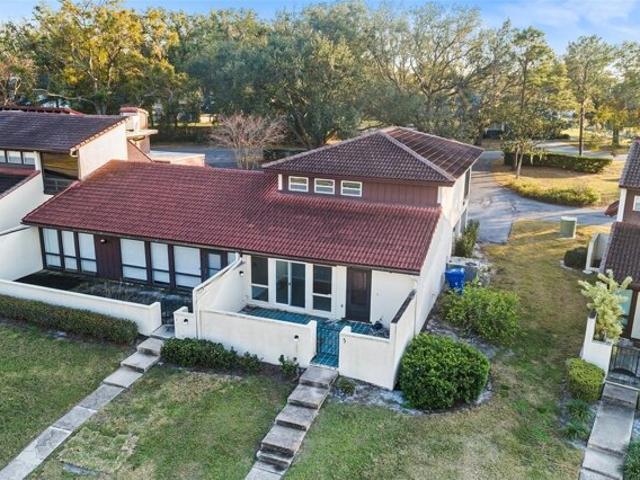 Condo for sale in Lakeland