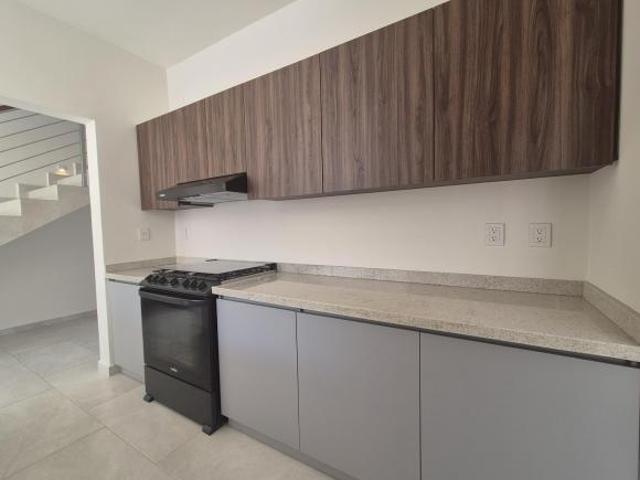 Lomas del Dorado, Casa en VENTA con amplios espacios y acabados premium