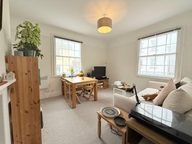 House for rent in Caldecott, Dromore