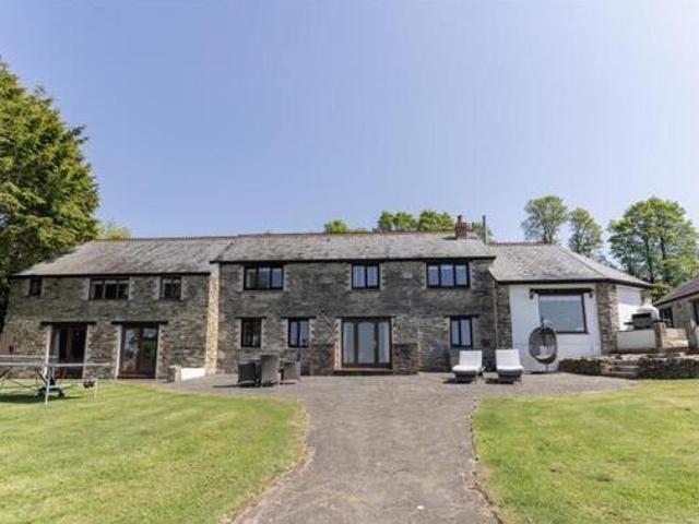 House for sale in Bank, Greater London