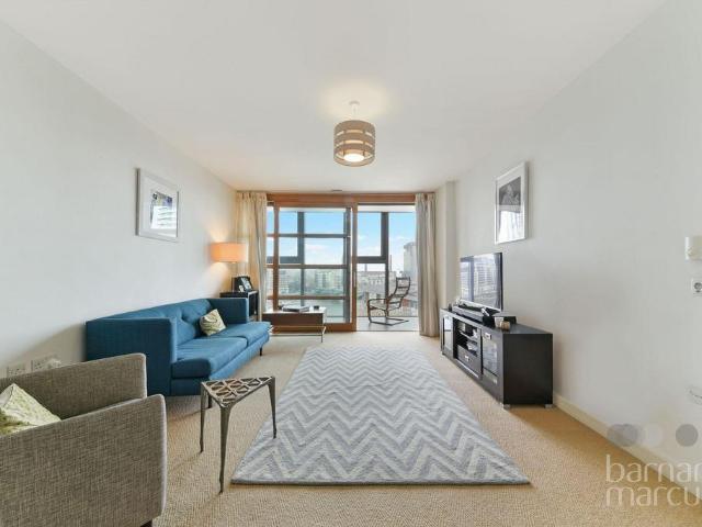 Apartment for rent in York Road Estate, Greater London