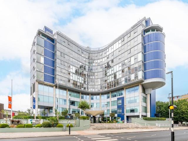 Apartment for rent in Battersea, Greater London