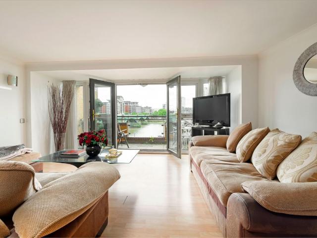 Apartment for rent in Battersea, Greater London