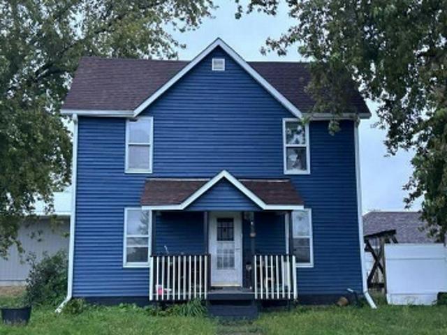 House for sale in Cedar, Iowa