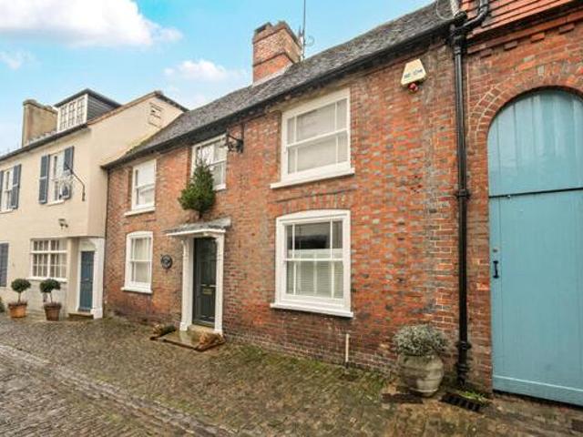 House for sale in Littlecote, West Sussex