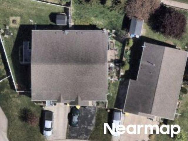 Condo for sale in Waukesha, Wisconsin