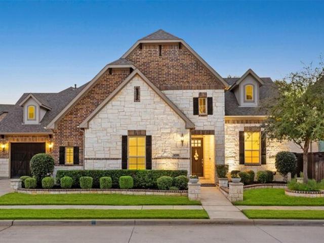 House for sale in Colleyville, Texas