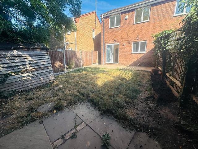 House for rent in Grove Farm, Nuneaton and Bedworth