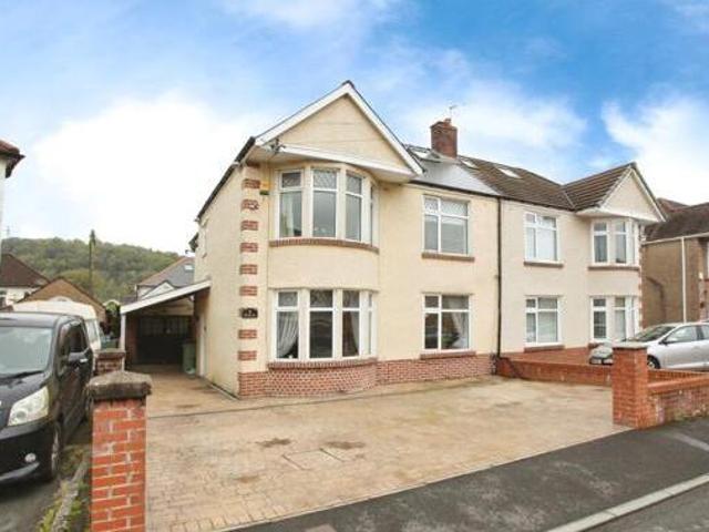 House for sale in Lyons, Greater London
