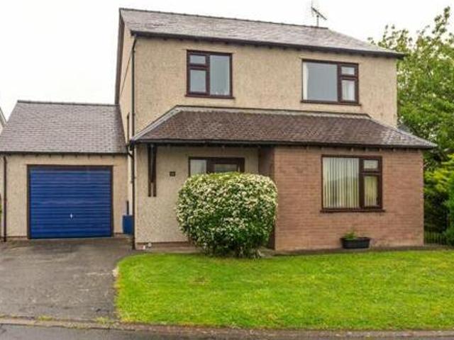 House for sale in Caernarfon