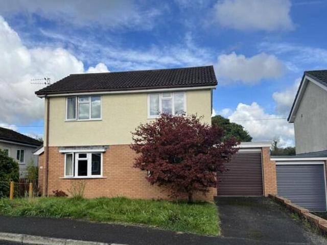 House for sale in Llandeilo, Wales